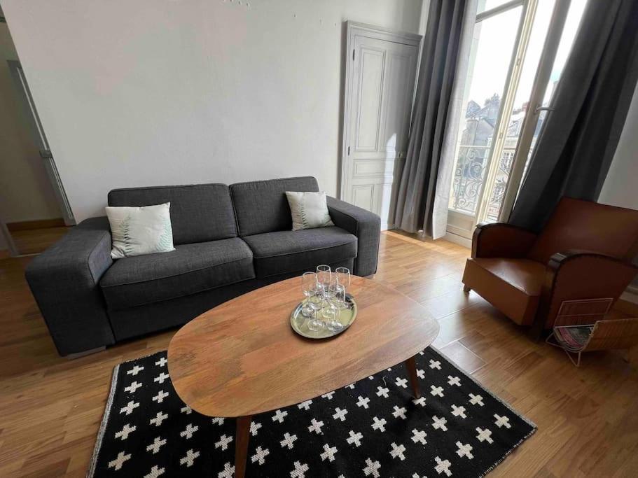 Apartamento ~Rosa Bonheur~Hyper Centre Blois Exterior foto